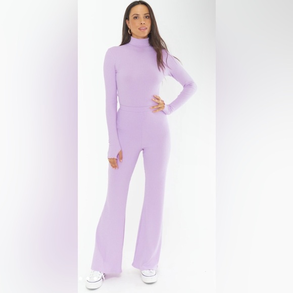 Show me your MUMU Layer Up Shirt & Pants set. XS. NWT! - Picture 1 of 3